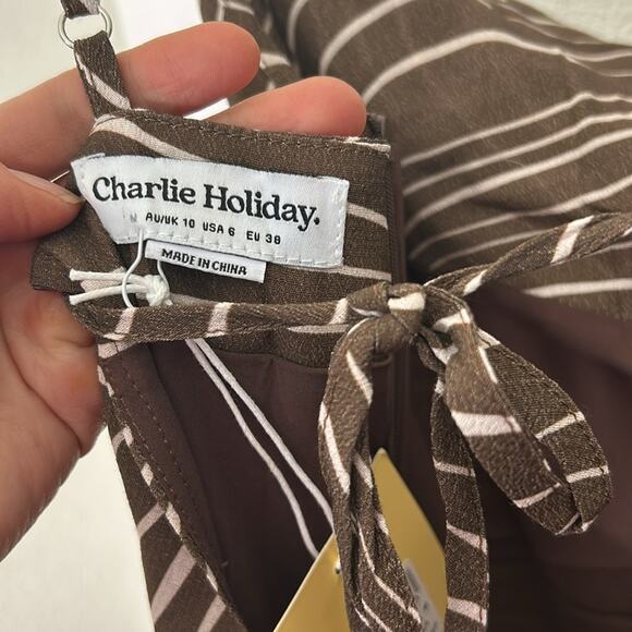 $110 Charlie Holiday Allora Lola Printed Mini Slip Dress NEW Size 6 - Picture 11 of 12